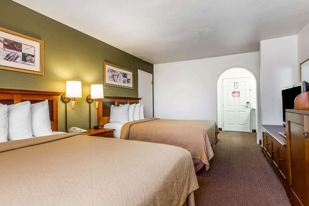 Rodeway Inn Auburn Szoba fotó