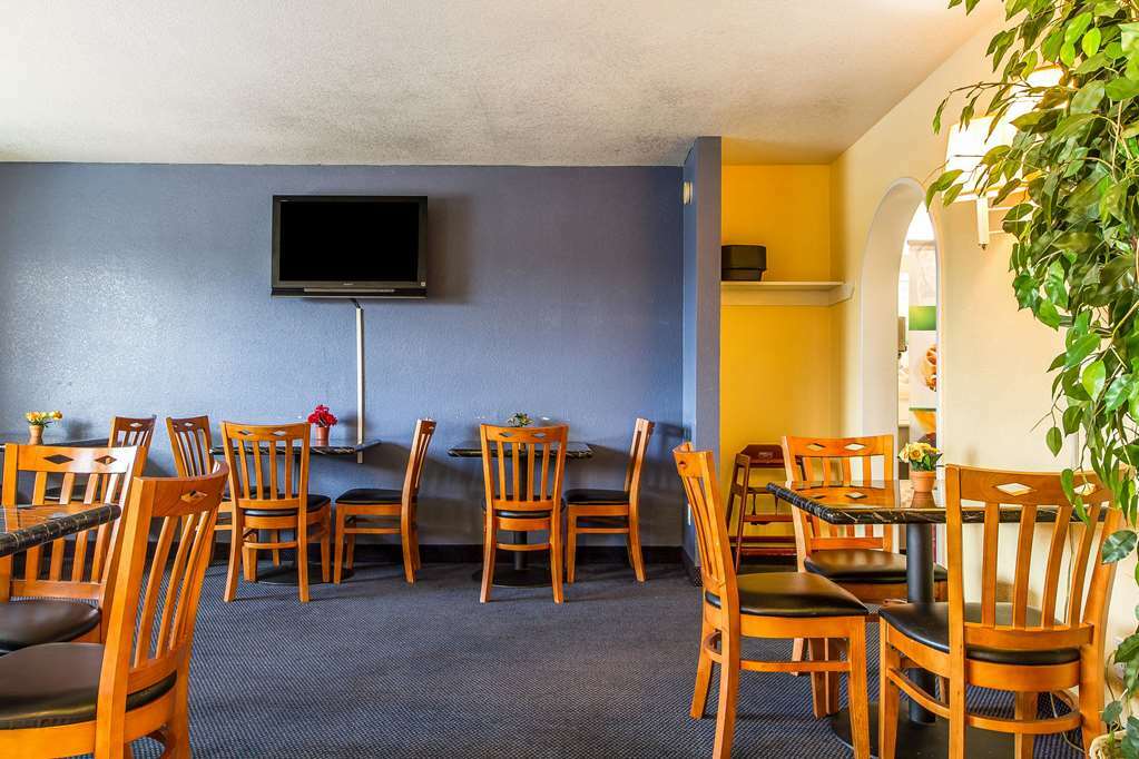 Rodeway Inn Auburn Étterem fotó